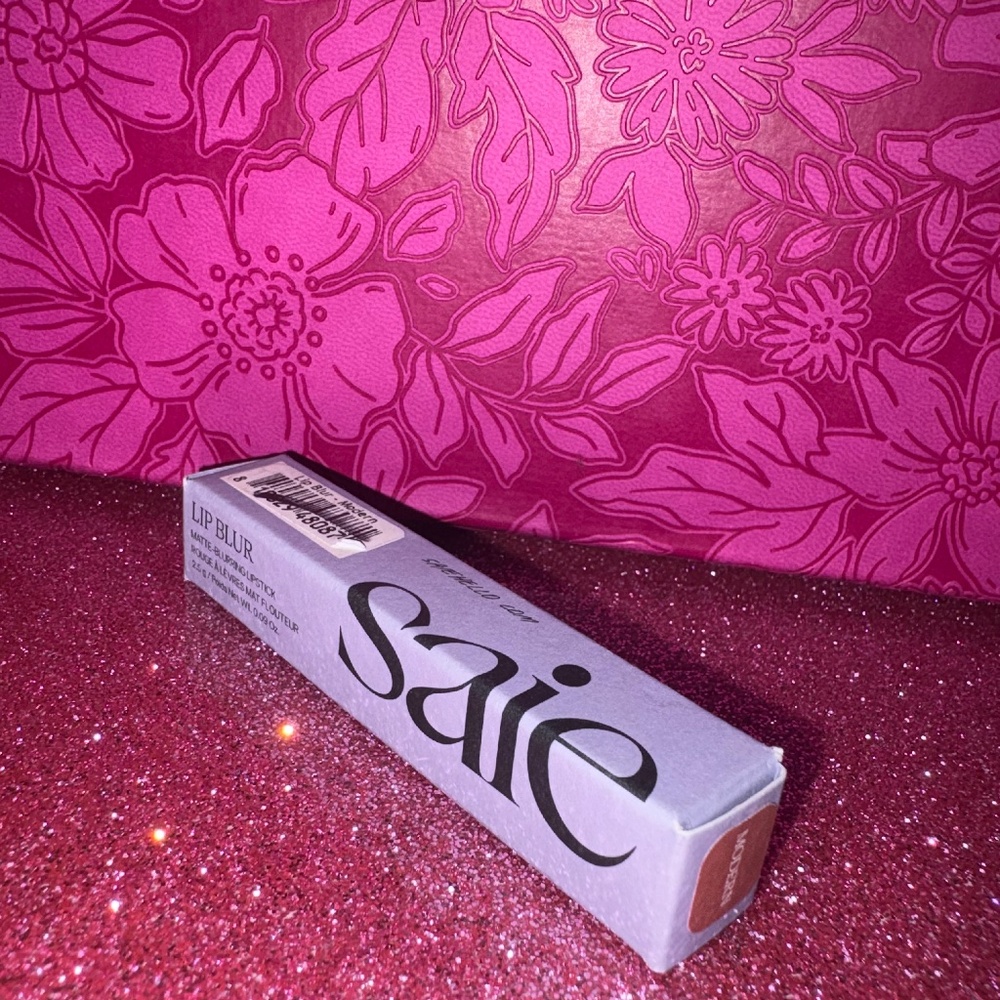 Saie Lip Blur Soft-Matte – Shade Modern
